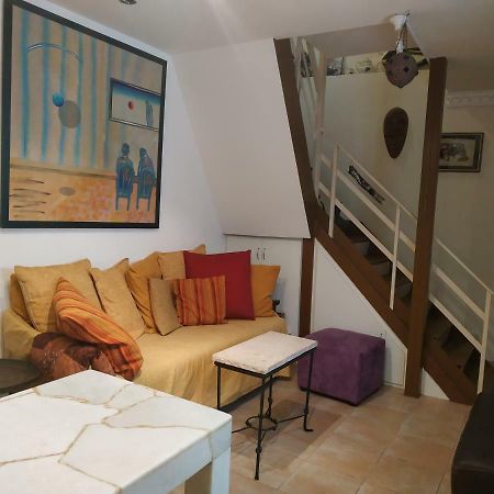Studio Apt Great Location Heart Of Downtown District Apartment Haifa Exterior photo